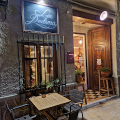 Bar Restaurante La Pedrera.