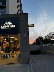 EL BANCO LARGO