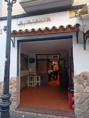 LA PARIENTA PUB