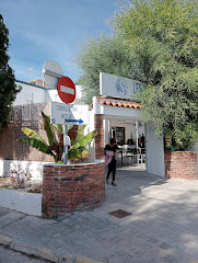 La Siesta Salines Restaurant & Hostel