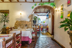 Restaurant · CAL MORELL · Cuina i Tradició