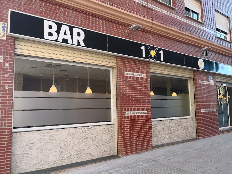 Bar 11
