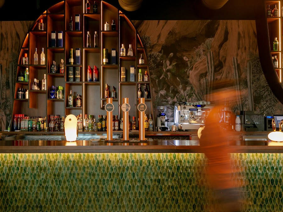 Diabola Market Bar