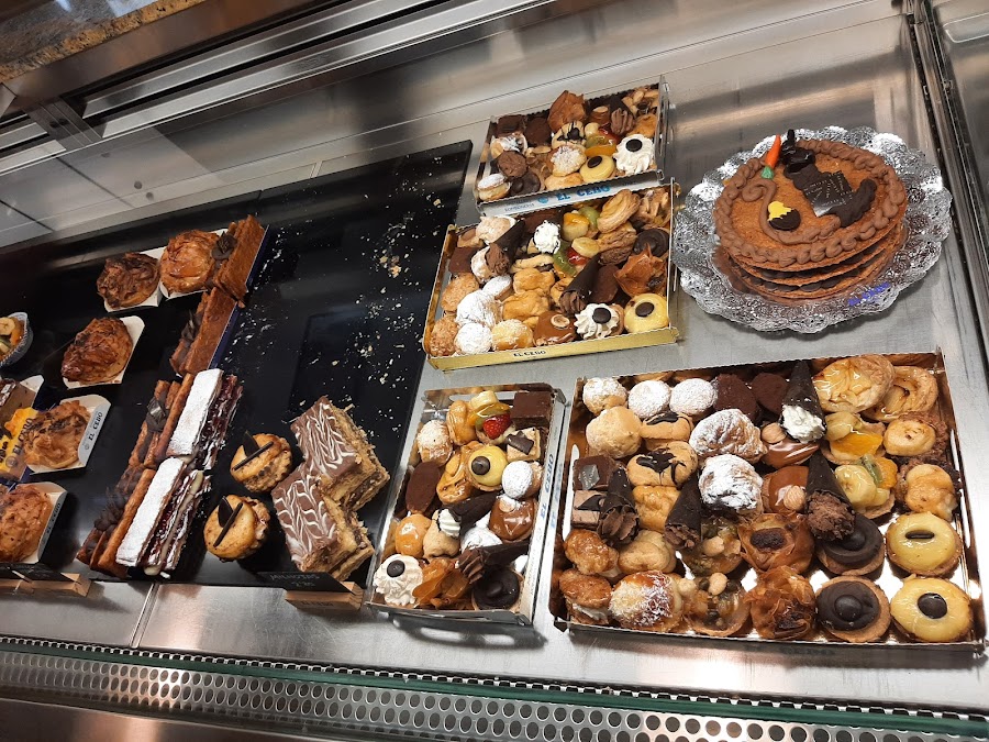 Pasteleria Bomboneria El Cebo